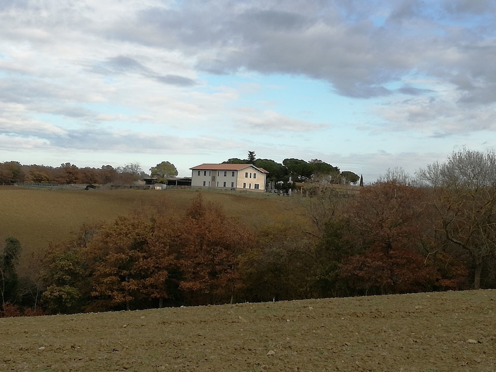 Relais La Roccaccia Universita' Agraria