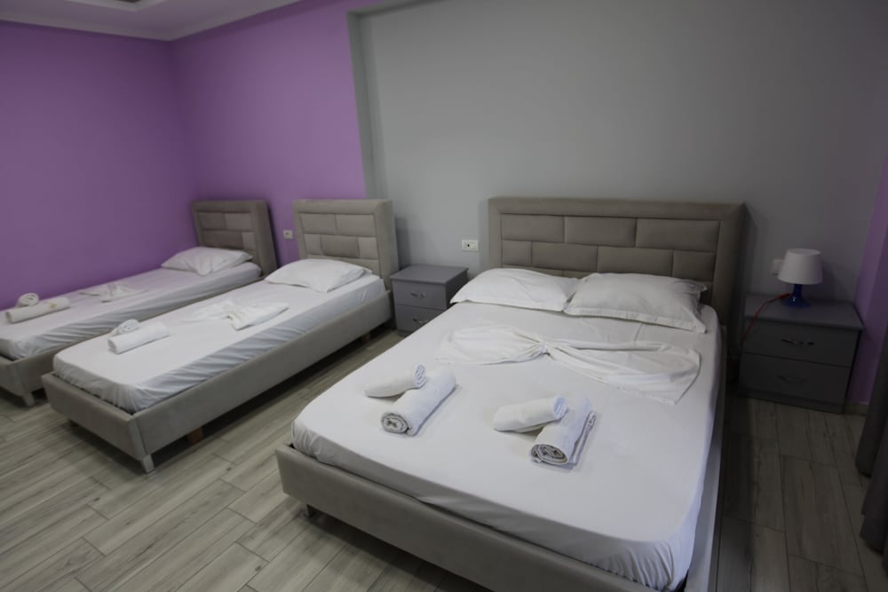 Karos Hotel Llaman