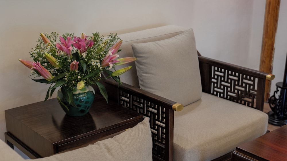 Yiyuan Snow Mountain View Historical Naxi House - Lijiang Old Town Mufu branch
