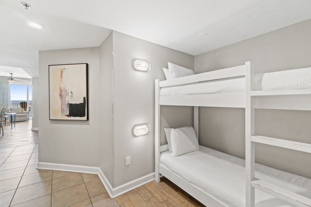 Grand Panama Beach Resort by Panhandle Getaways