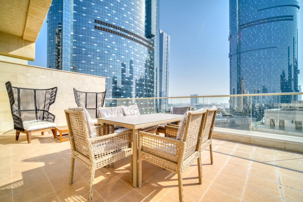 Reem Island Beach Escape w Stellar Balcony Views
