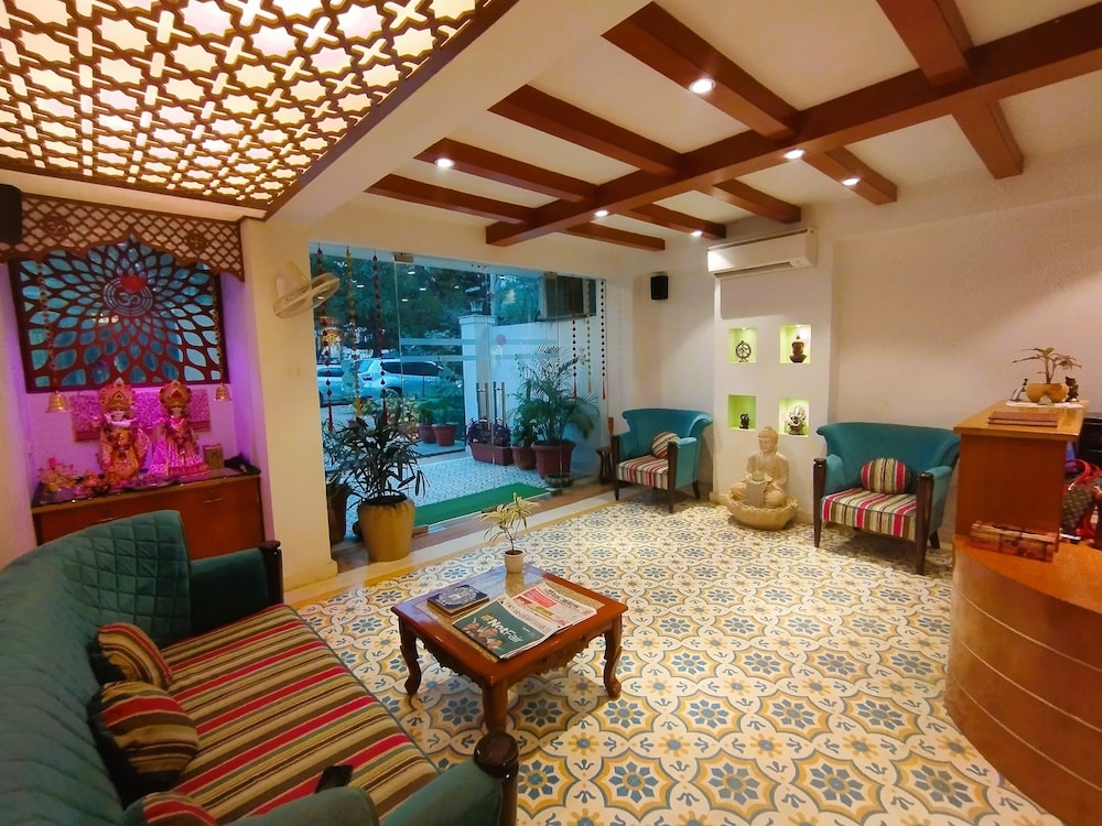 The Angel Hotel And Suites