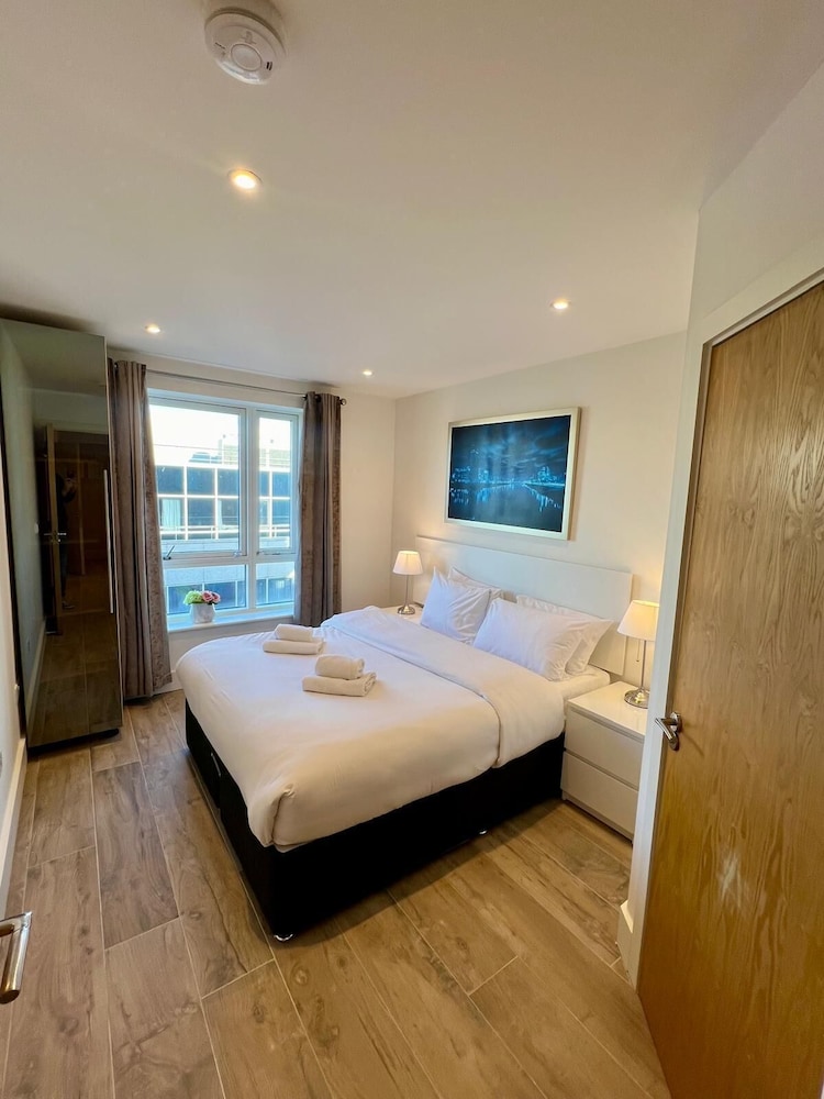 Parnell Corner Apartments