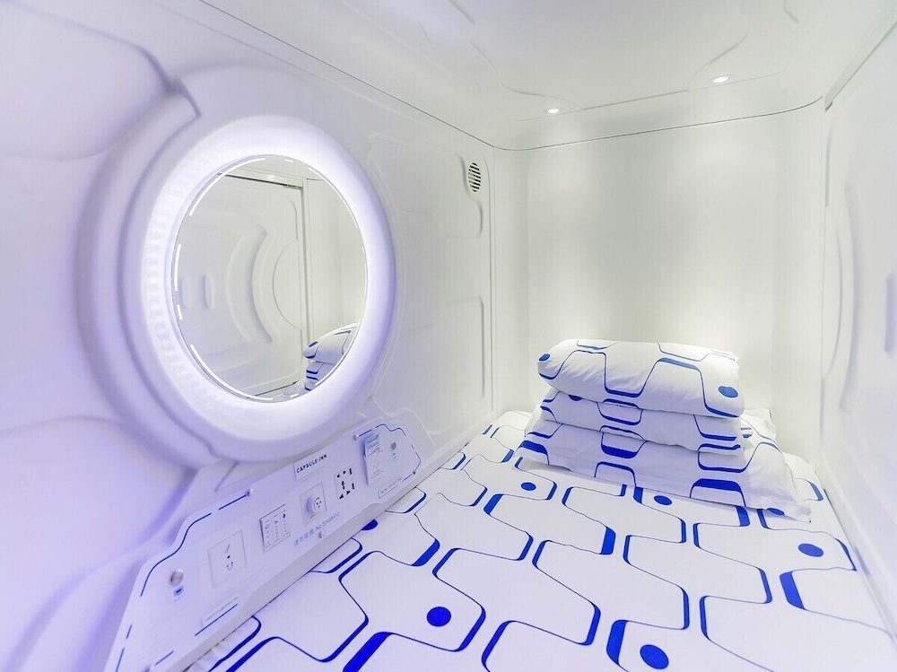 Capsule Inn photo 2