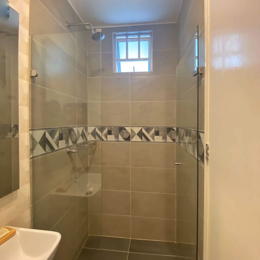 w Incredible 2BR w Unique View n AC