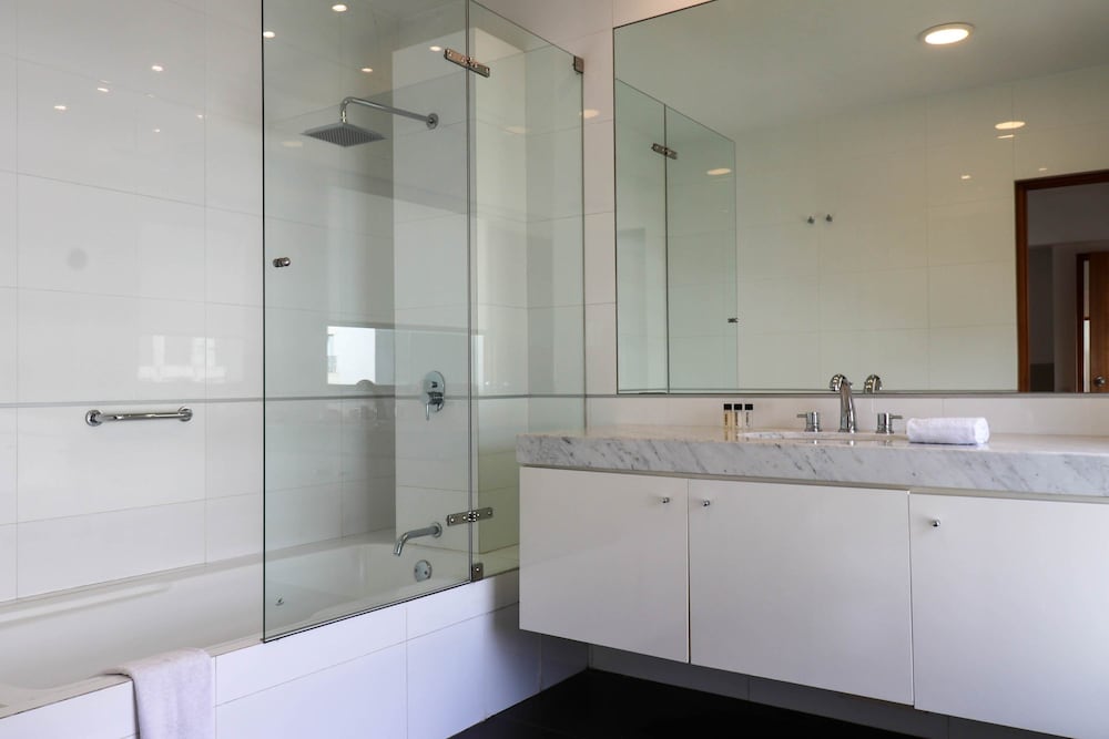 w Radiant 2BR w Modern Terrace in Miraflores