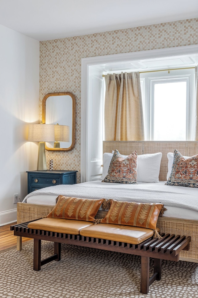 Swann House Historic Dupont Circle Inn
