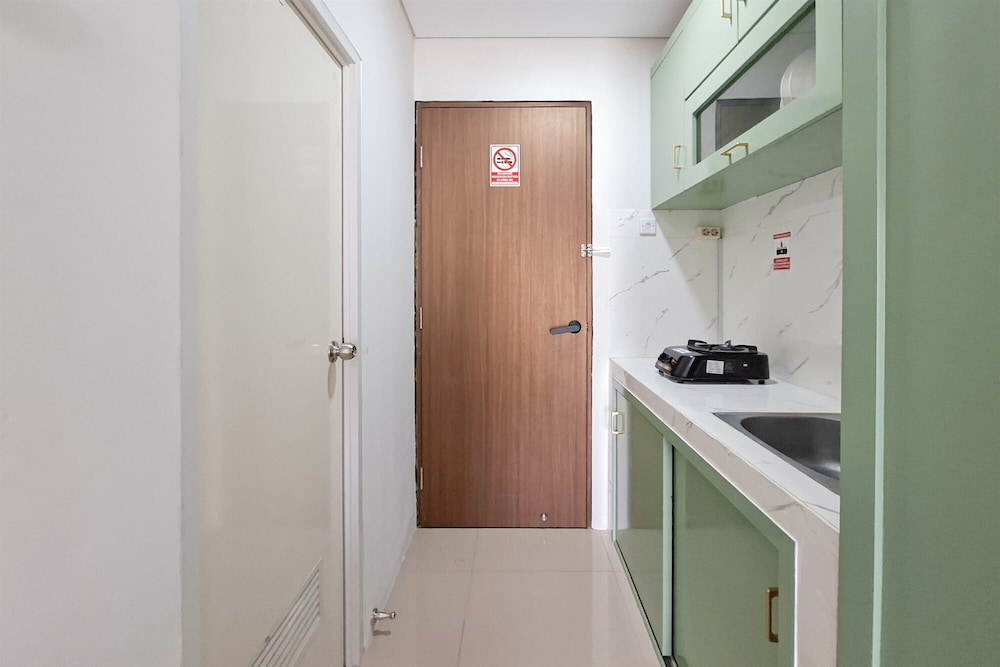 Comfortable Studio Room At Sudimara Forestwalk Apartment