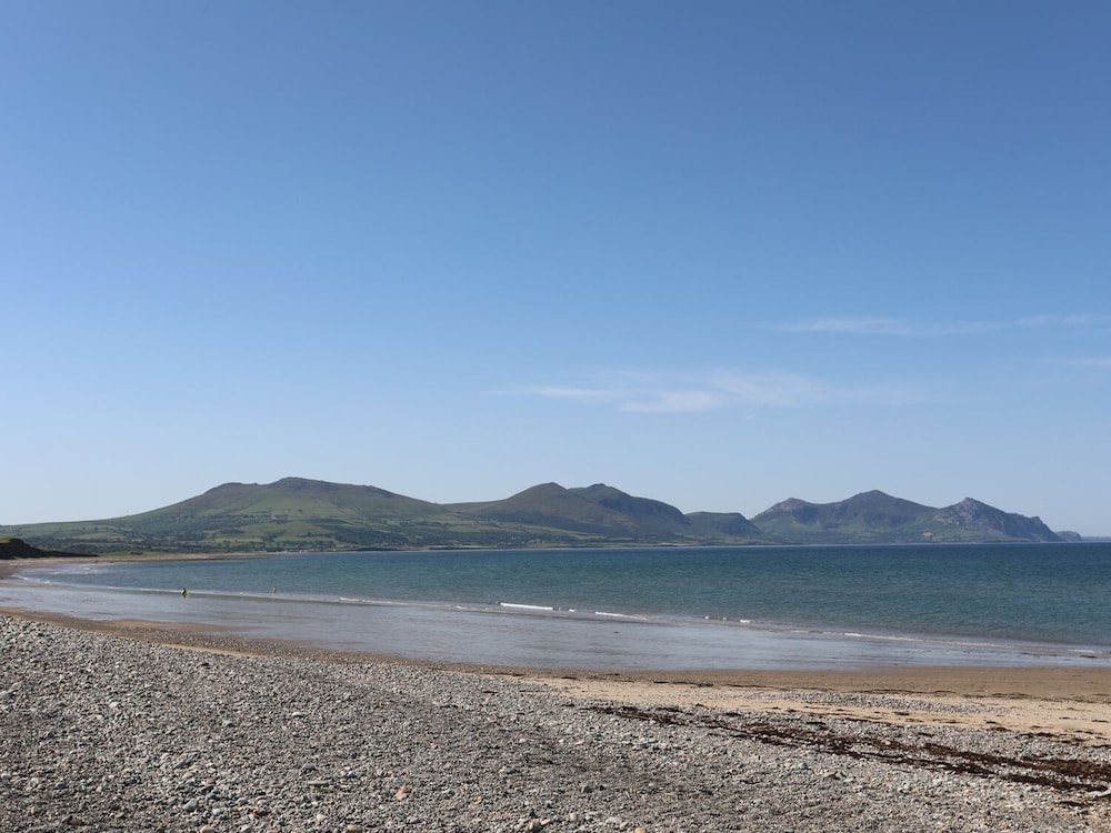 Fron Emrys