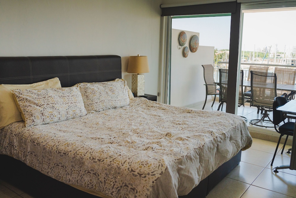 Costa Veleros Apartments view 5