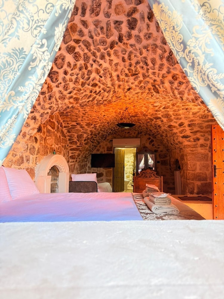 MİRİSSO KONAK HOTEL MARDİN ARTUKLU