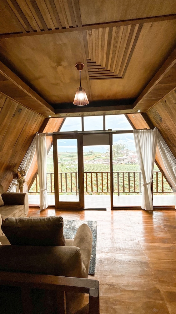 Hayasa Cabin Villa
