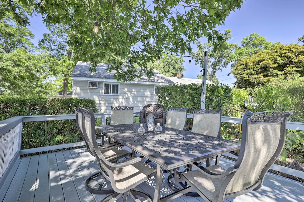 Football Fans Lake Retreat - 5 Mins to Gillette!