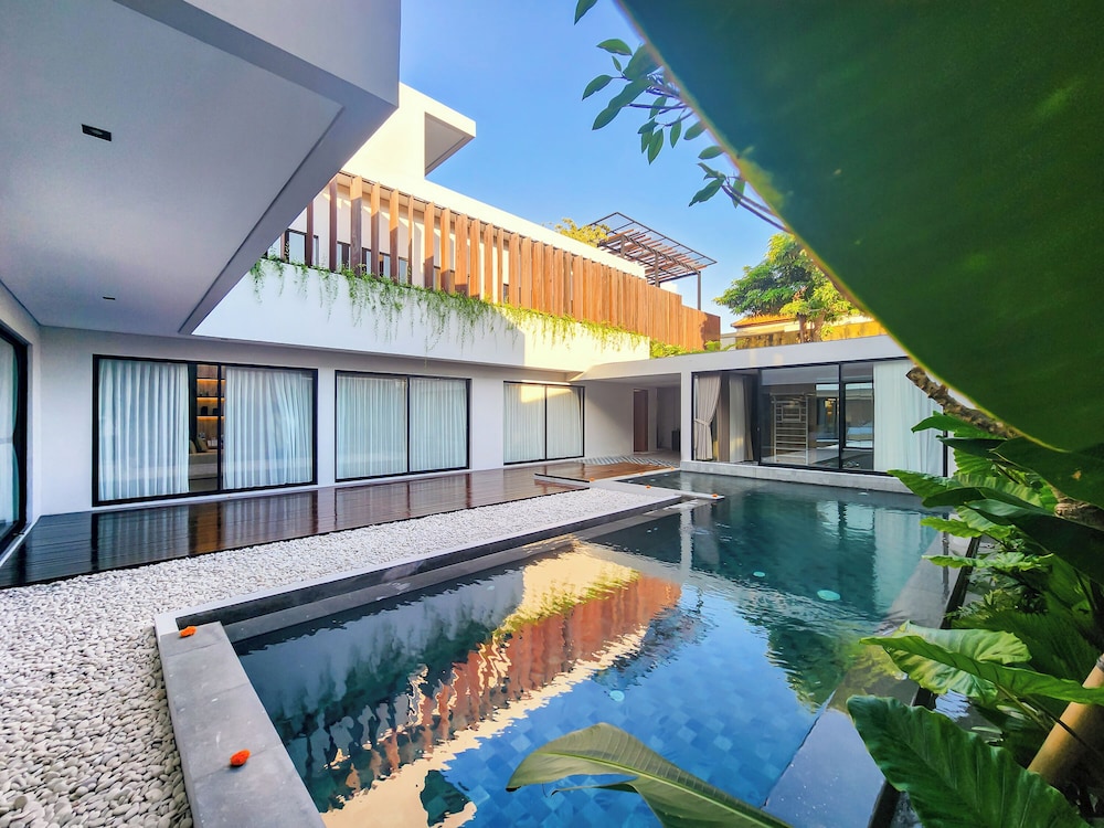 Villa Narda Seminyak by Nagisa Bali