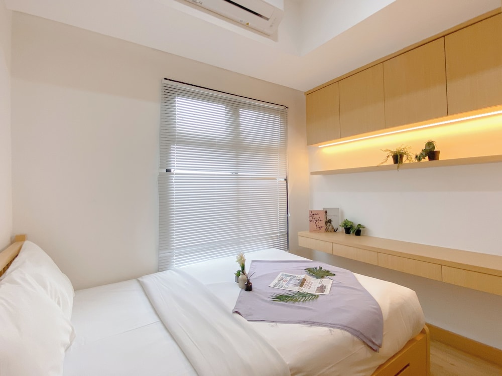 Simple 3Br At Pollux Chadstone Apartment