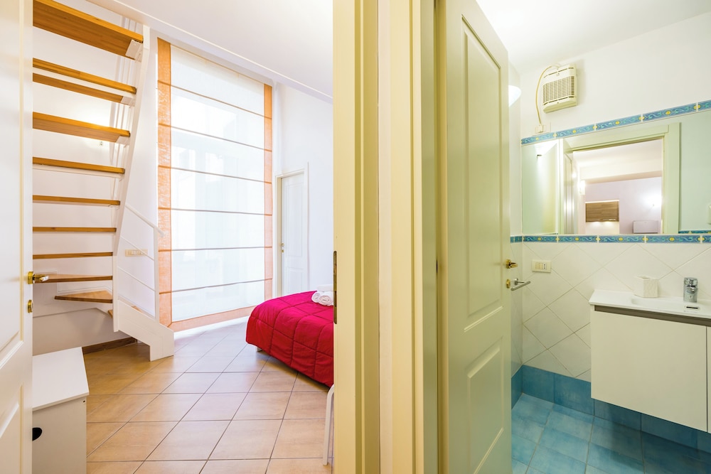 Materdei Beautiful Terrace by Napoliapartments