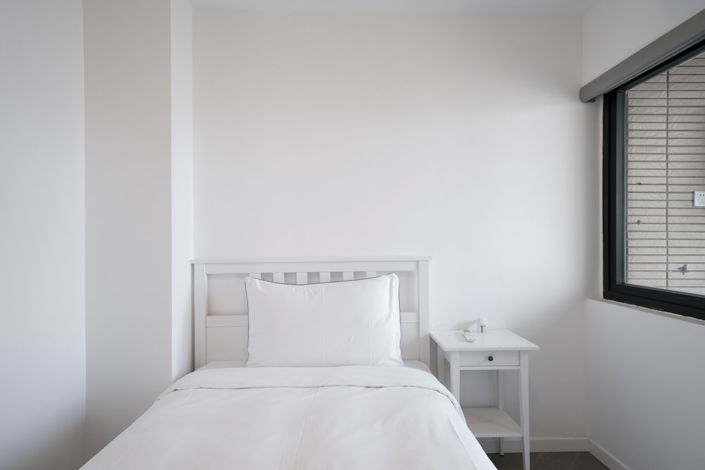 Tyms Elegant 4BR 2BA Apt Xujiahui Malls