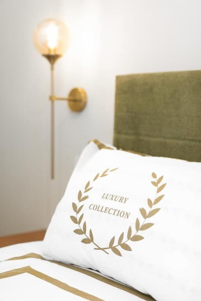 Luxury 5 by OTOTO