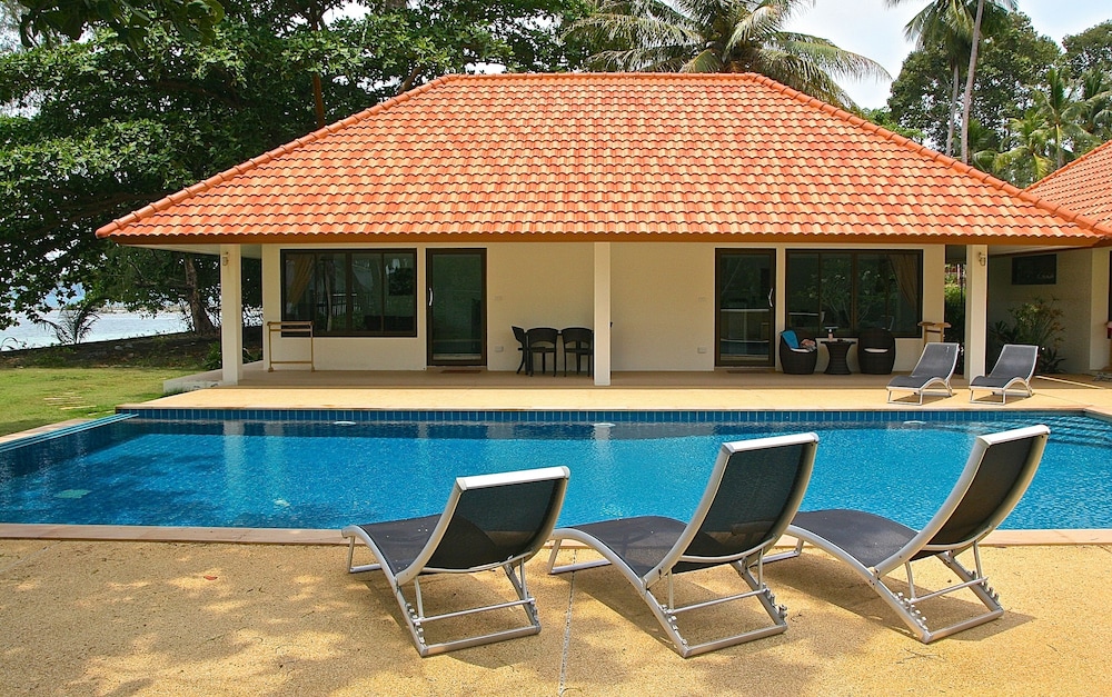 Heaven Beach Resort