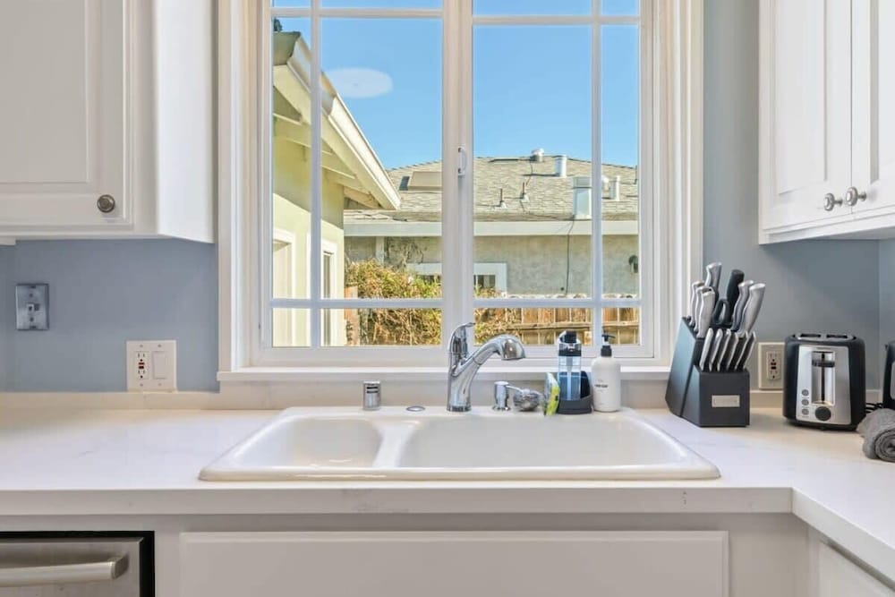 @ Marbella Lane - Modern and Sleek Home in Redwood
