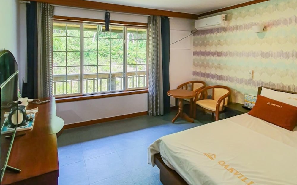 Taean Oak Vill Pension