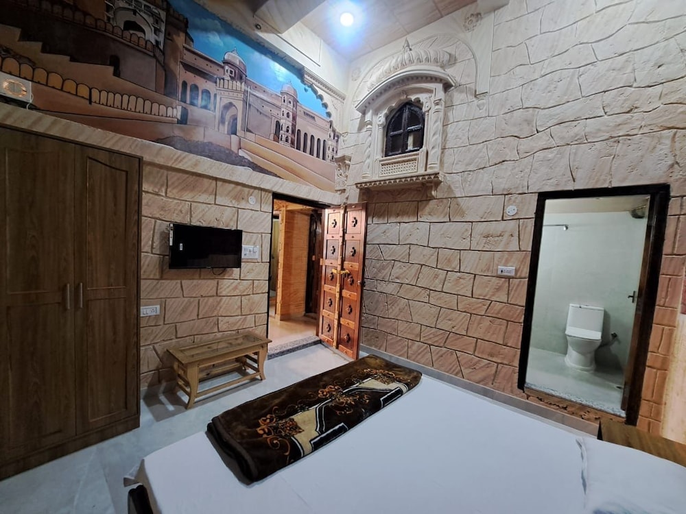Batra Guest House