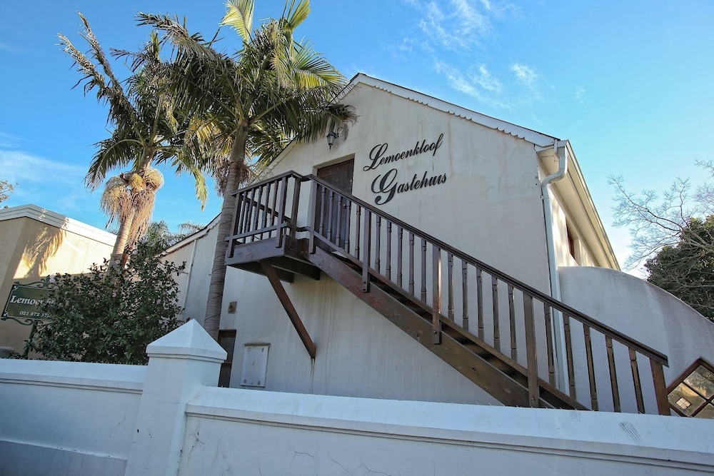 Photo 42