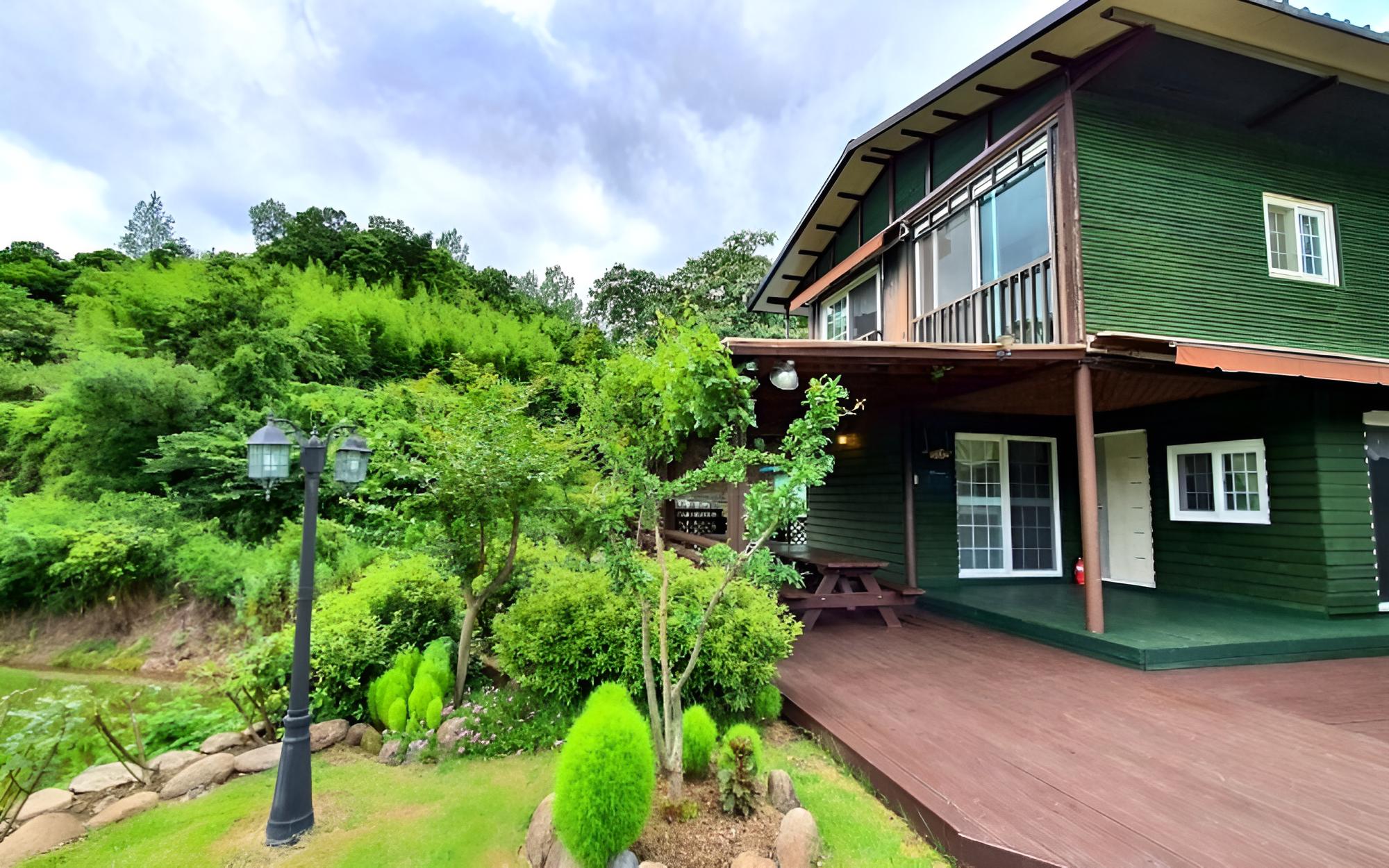 Hadong Sansuae Pension