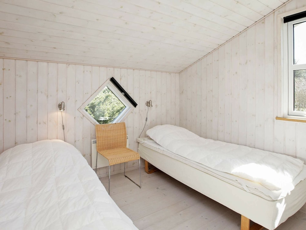 9 Person Holiday Home in Hjorring view 4
