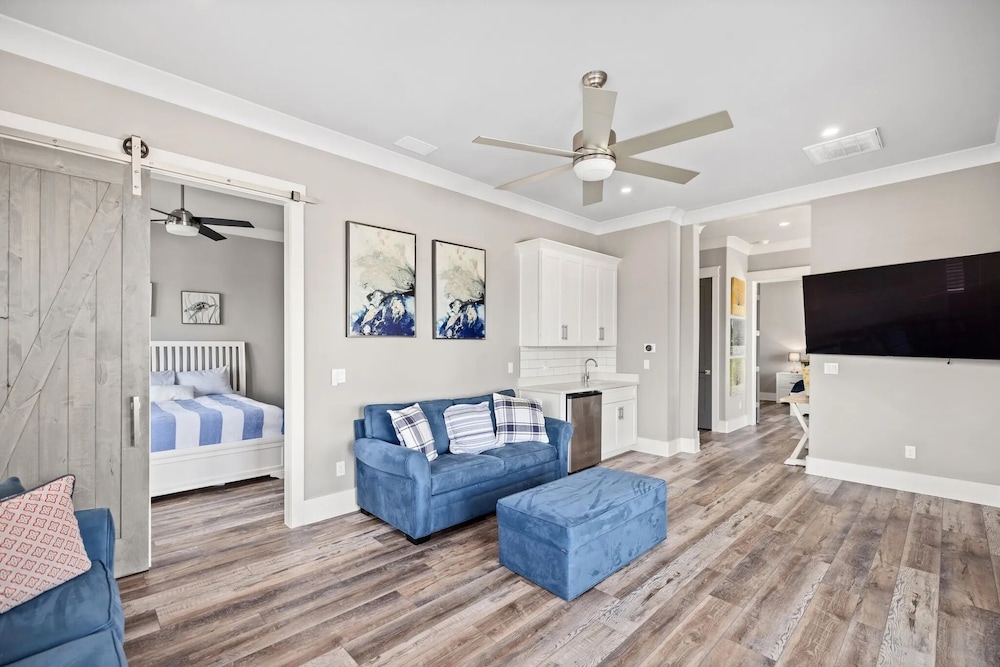Sunset Serenade 4 Bedroom Home