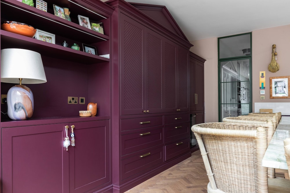 Westover Road III by Onefinestay