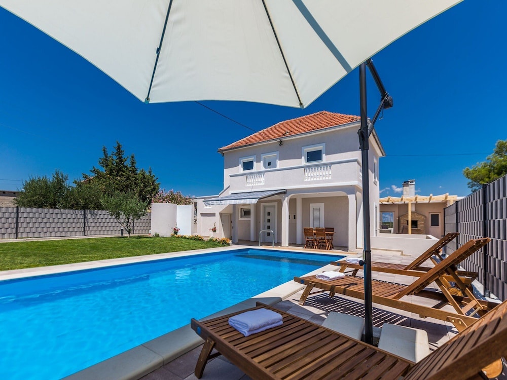 Serene Escape Near Zadar With Private Pool & Charming Outdoor Oasis