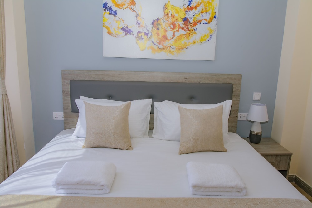 Kijala Suite by Homes By Della