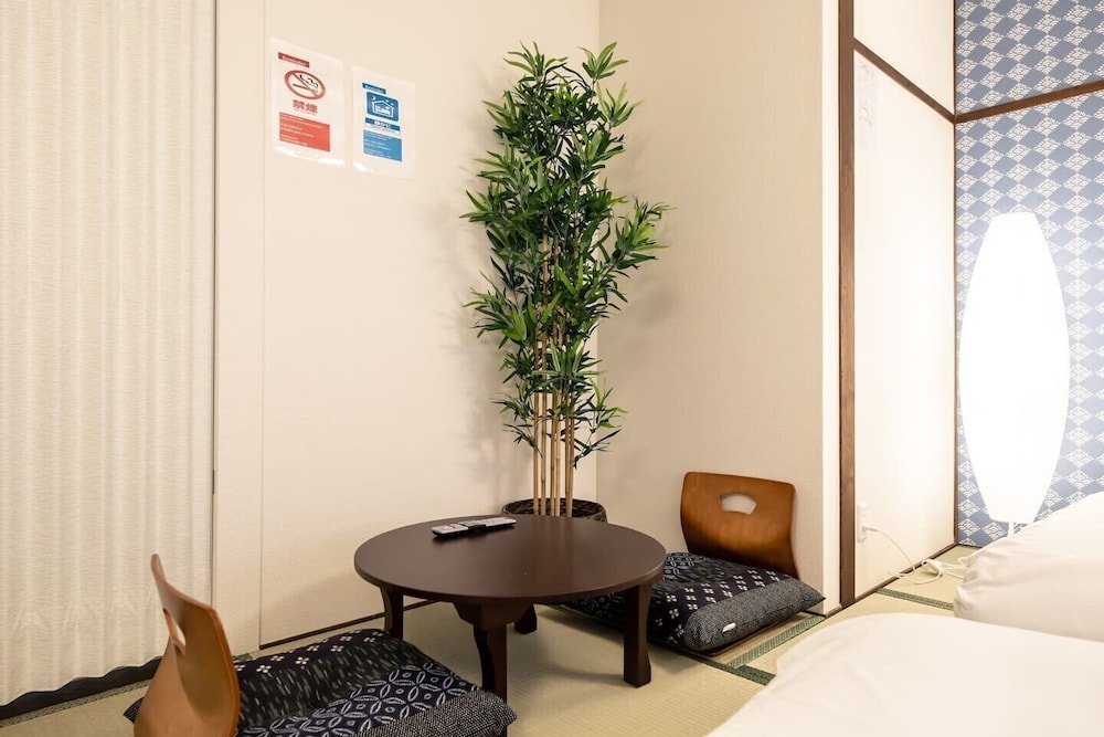 R-Guest Residence