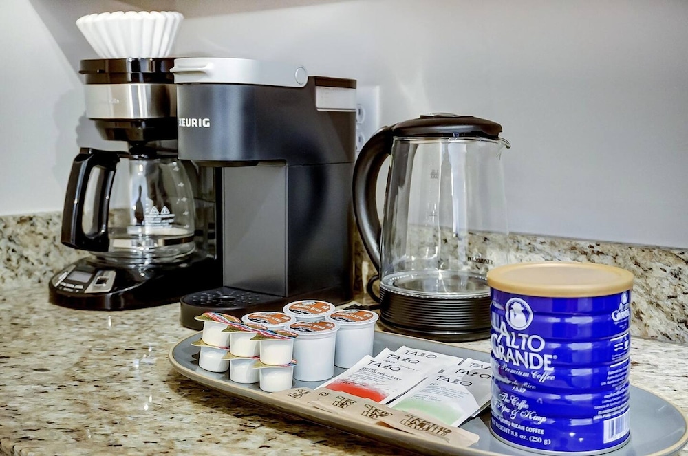 Polaris Luxury 2BR WFH Ready Pet Friendly