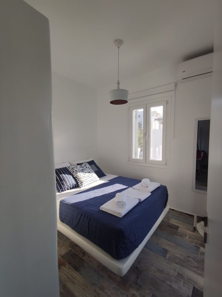 Alos Seafront Gem - Loutra Seaview Escape