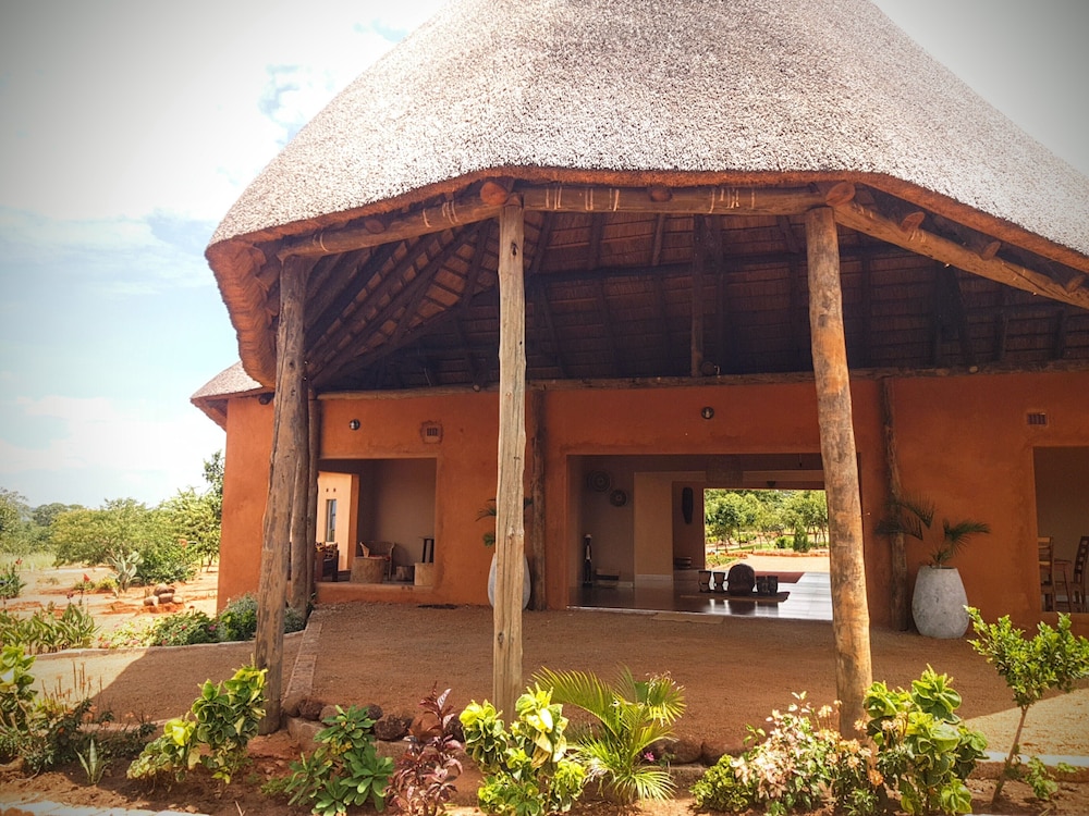 The Nkhosi Livingstone Lodge and Spa — photo 15