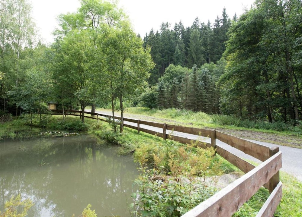 Peaceful Couples' Getaway