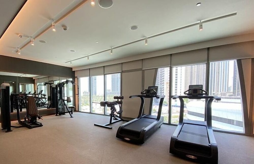 Comfortable 2BR Address Harbour Point