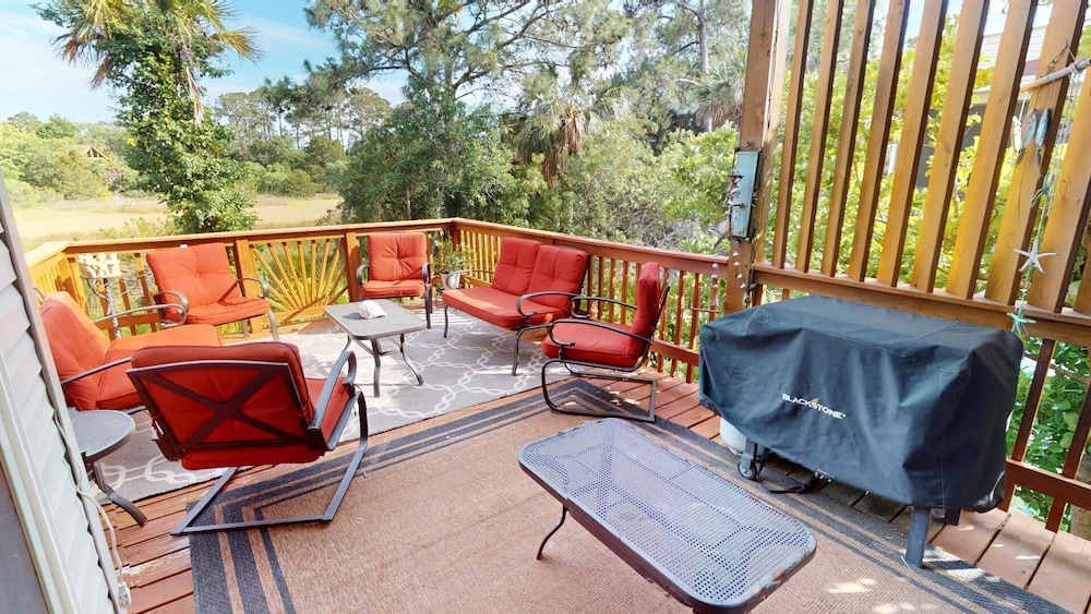 Rest Your Case - 2 Gabby Lane by Tybee Vacation Rentals