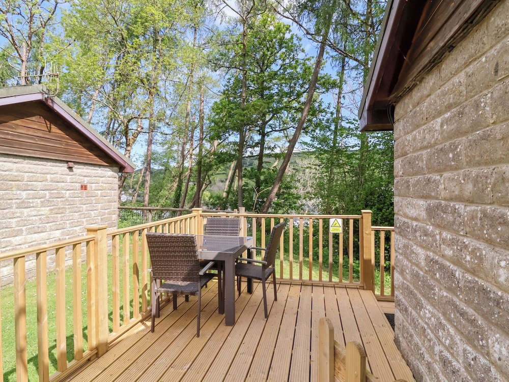 Chalet Log Cabin C8