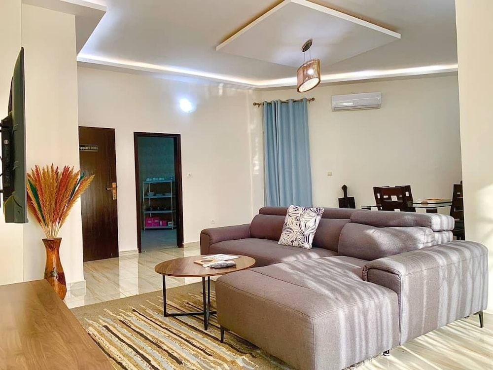 HAIRAI-APPART HOTEL