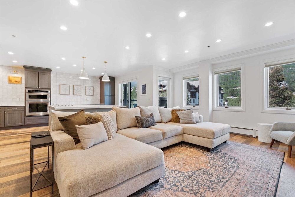 Luxury 3 Bedroom Condo in the Heart of Beaver Creek Village