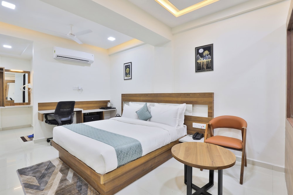 Hotel SR Radhey