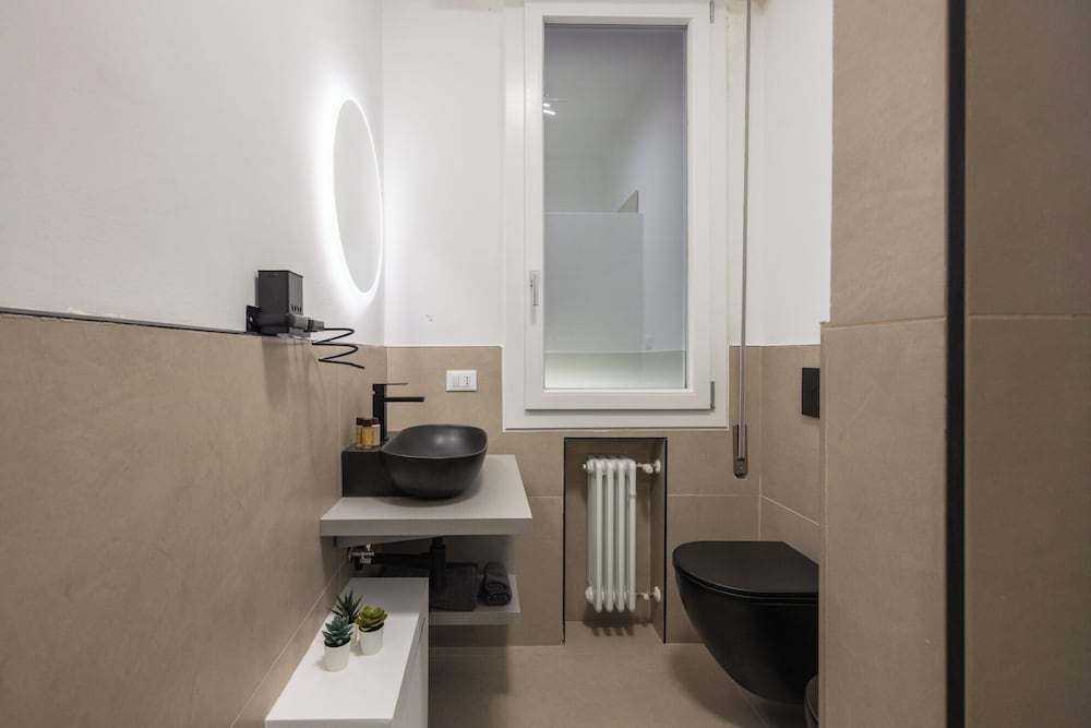 Luxury Station Suite