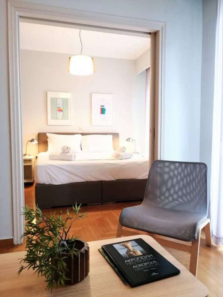 Stylish Apartment in Acropolis