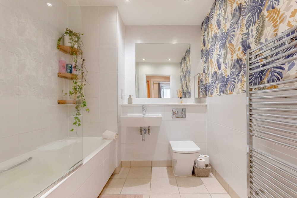 Vibrant & Inviting 1BD Flat, Heart of Haggerston!