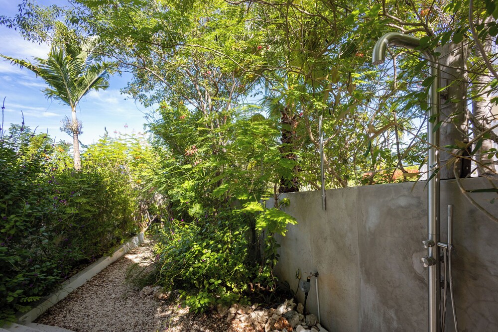 Coral Estate Holidays