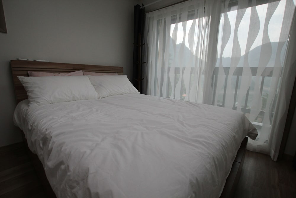 Moonlight Village Pension