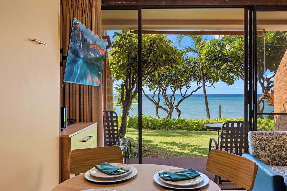 Kuleana Club - 402
